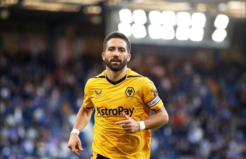 爱游戏APP-都灵战斗士气高涨，盼望逆袭排名