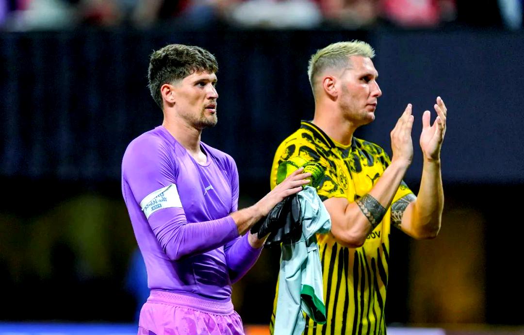 多特蒙德球员破门得分，助球队夺得宝贵分