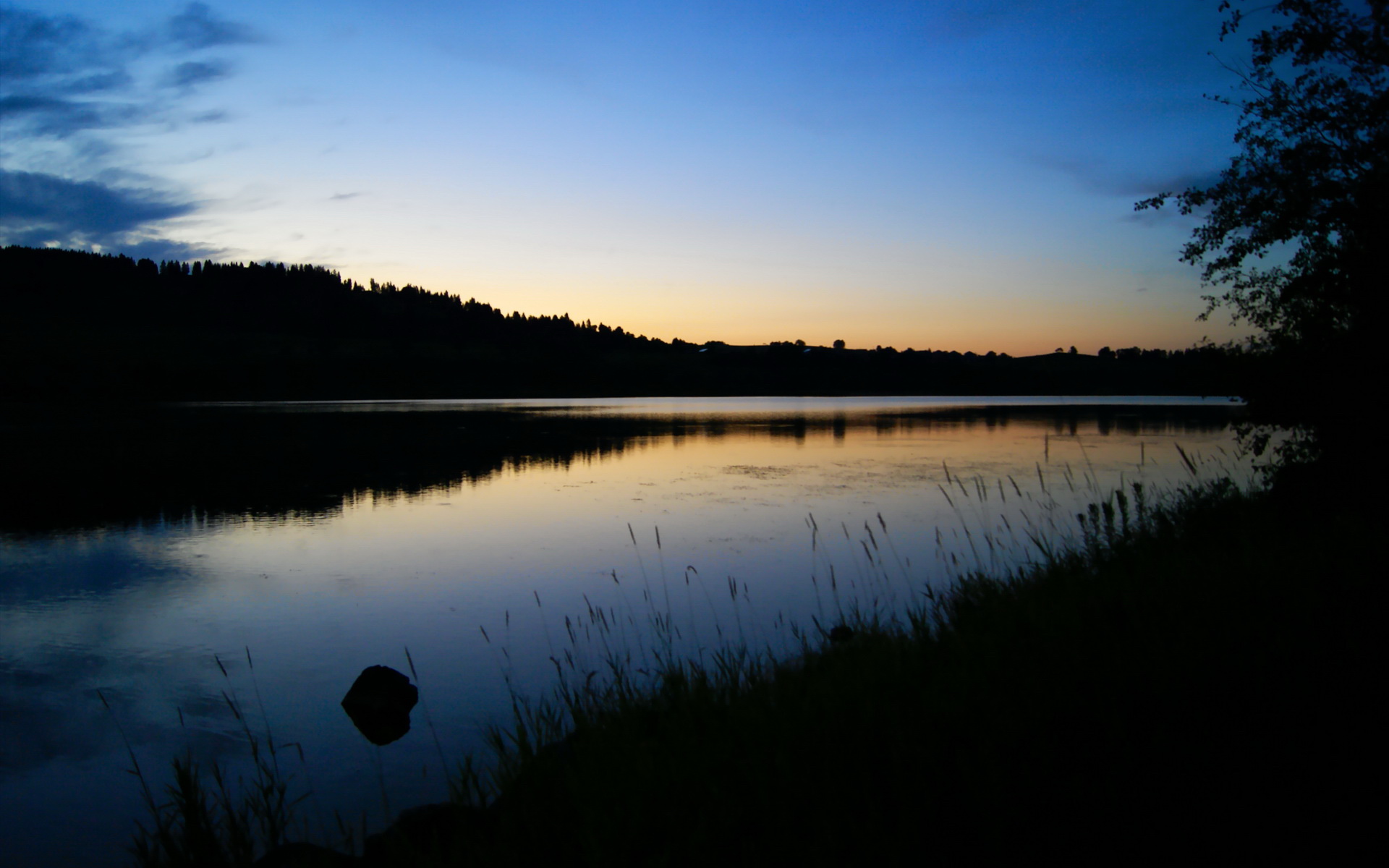 当绿茵场遇见篮球馆,英超争冠焦点战与凯尔特人击败掘金的双重启示