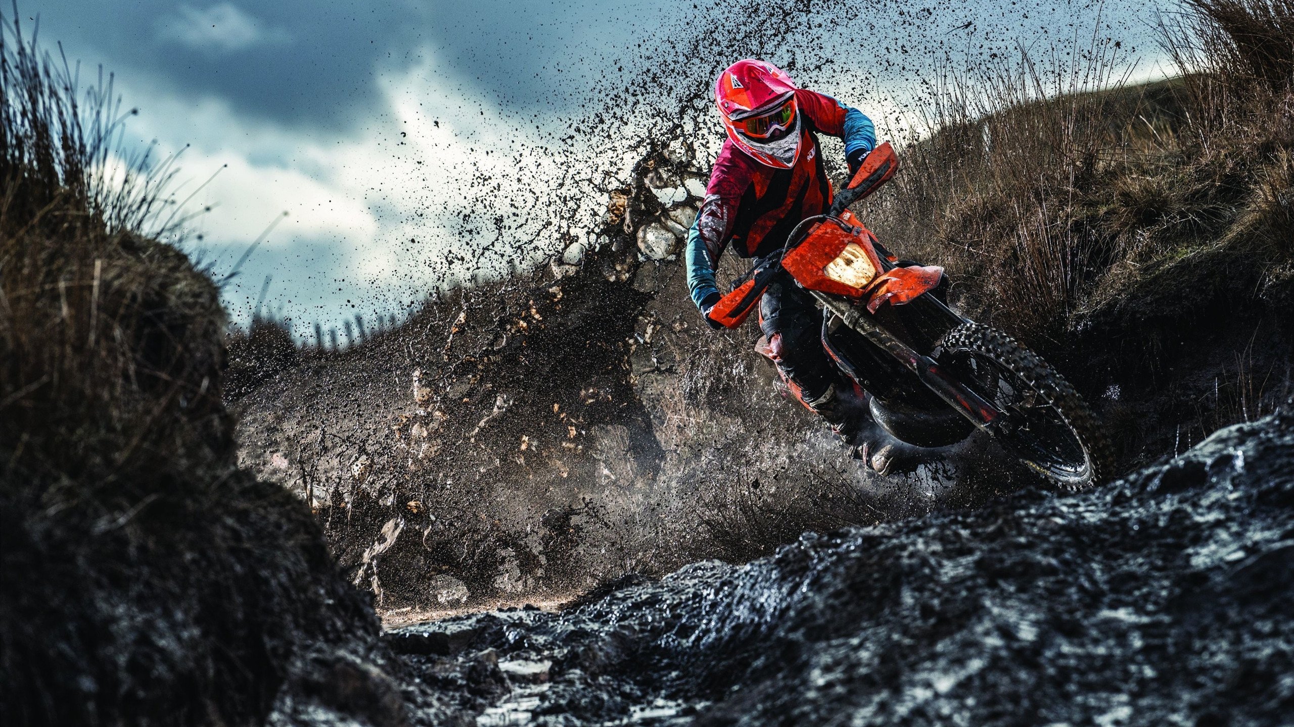 澳网前哨战，兹维列夫联合杯轻取登顶，火热状态点燃墨尔本征程