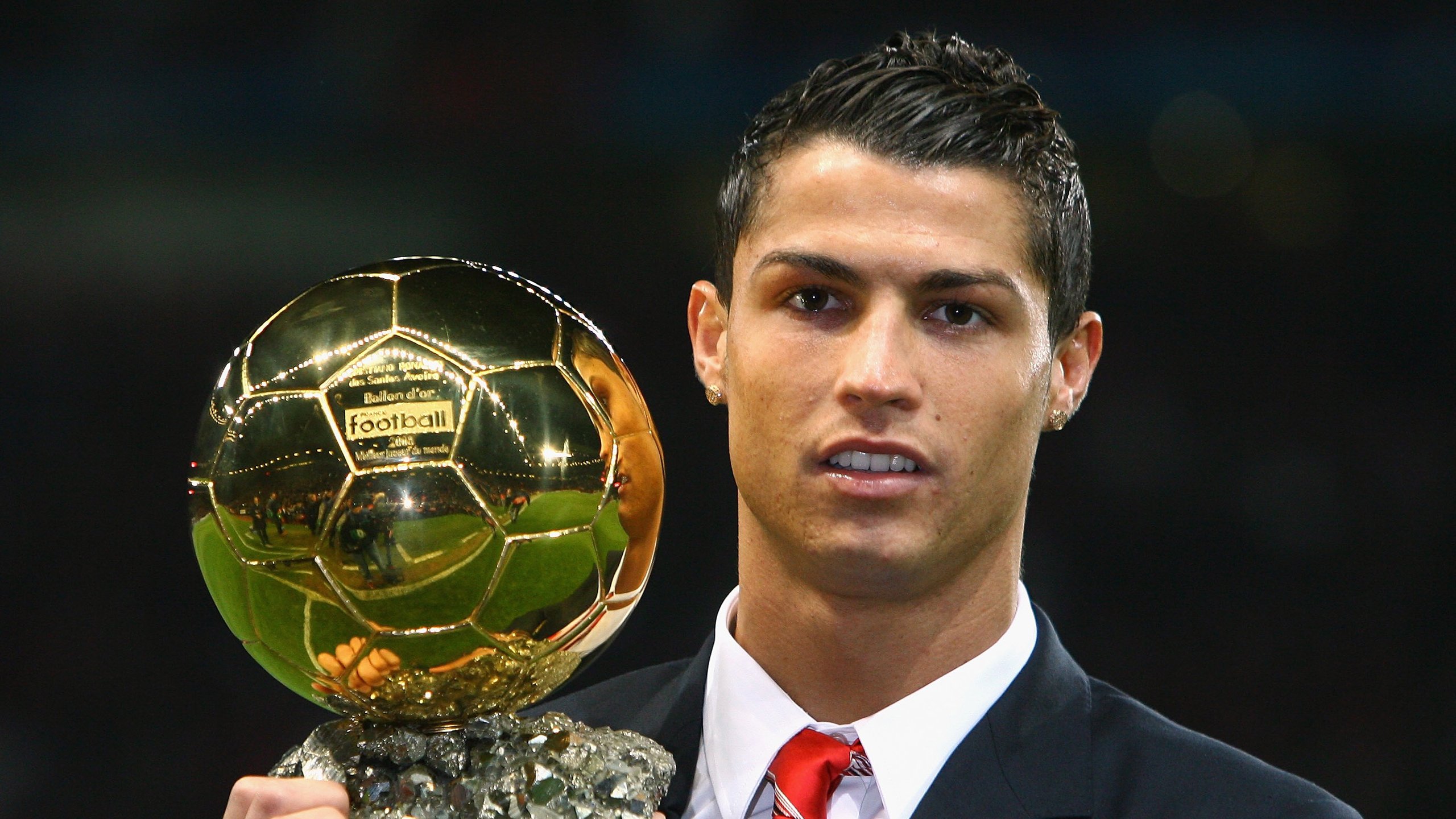 马德里竞技逆转比利时，阿圭罗点燃赛场的传奇一夜