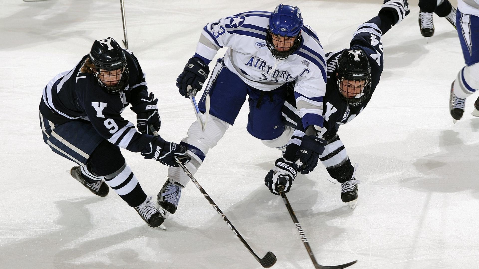 赛道上的逆袭，雷诺车队翻盘迈凯伦，维斯塔潘如何扛起全队